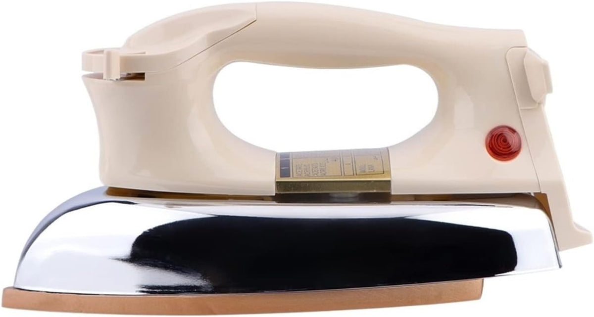 Le fer a vapeur se decline en coloris blanc et beige